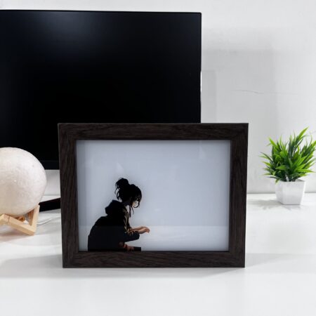 Animated Frame Display – Lo-Fi Anime Desk Art