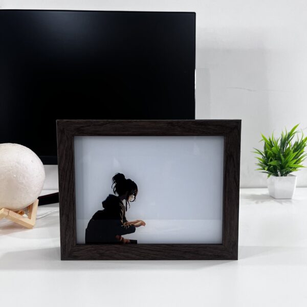 Animated Frame Display – Lo-Fi Anime Desk Art